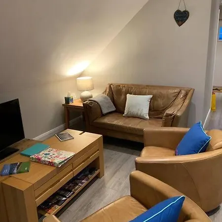 Lily'S Loft Bushmills Apartment Exterior photo
